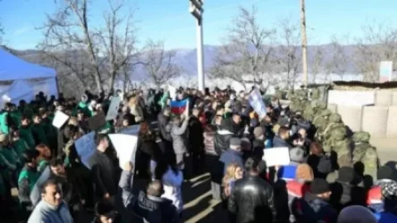 Հայտնի է, թե ինչ են առաջարկել խաղաղապահները ադրբեջանցիներին. ԶԼՄ-ն մանրամասներ է ներկայացնում բանակցություններից