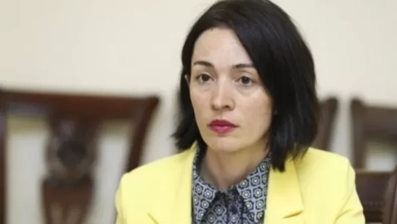 ԿԳՄՍ նորանշանակ նախարարը դպրոցներում արգելել է ռազմահայրենասիրական պարապմունքները. «Ժողովուրդ»