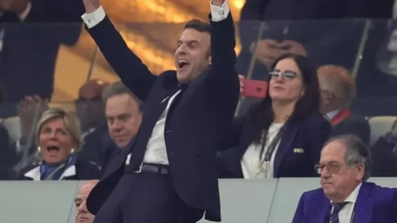 Մենք ֆավորիտ ենք. Մակրոն