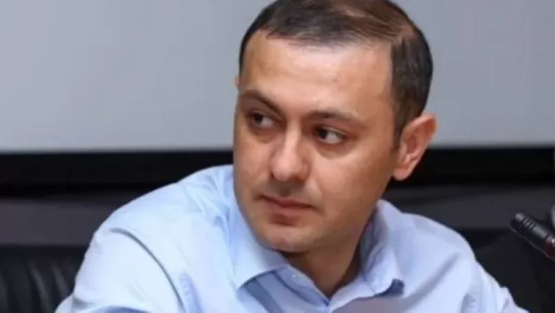 Նախարարը մեր գործընկերներին ասել է, թե ՀՀ-ն ականապատ դաշտերի քարտեզներ չունի. Արմեն Գրիգորյանը մեղադրեց Այվազյանին