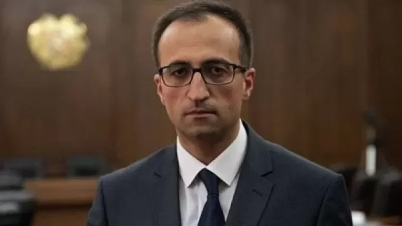 Արսեն Թորոսյանը մեկ զարկով երկու նապաստակ կխփի. ինչ է ծրագրել. «Ժողովուրդ»