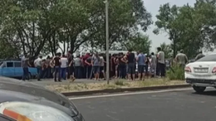 Ակնալիճ համայնքի բնակիչները փակել են Արմավիրի մարզի ճանապարհը