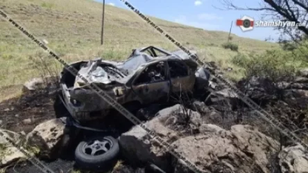 Խոշոր ավտովթար-հրդեհ Կոտայքի մարզում, մեքենան մոտ 70 մետր շրջվելով՝ հայտնվել ձորում. տուժածները ոստիկանության օպերլիազորներ են