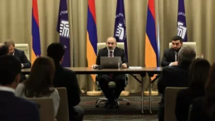 ԼՈՒՍԱՆԿԱՐՆԵՐ․ Ջերմուկում Փաշինյանի գլխավորությամբ տեղի է ունեցել ՔՊ նիստ․ ինչ են քննարկել