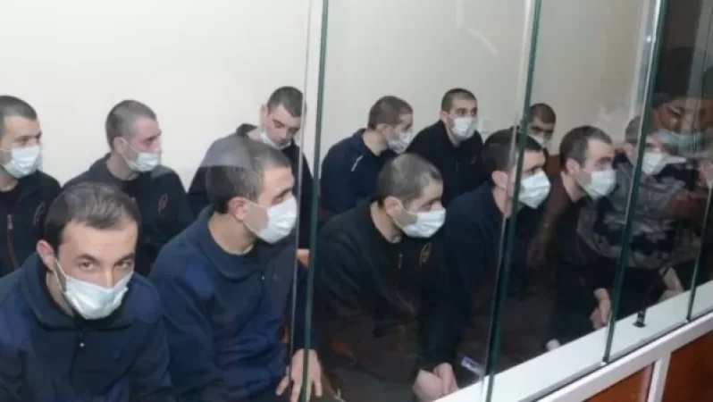 6 ամսից մինչև 4 տարի. Բաքվում հրապարակվել են 14 հայ ռազմագերիների անունները