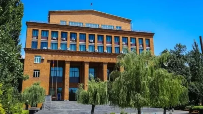 Փաշինյանը մայր բուհի հարցում որոշում է կայացրել․ «Ժողովուրդ»