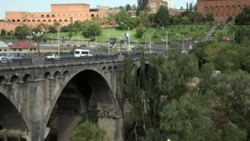 Հաղթանակ կամրջի տակ 25 և 26 տարեկան երկու քաղաքացի կրոկոցներ են արձակել