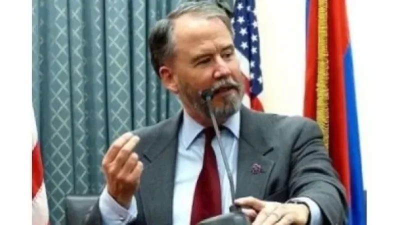 Կոչ եմ անում Ղարաբաղի հայերի ճակատագիրը վերադարձնել բանակցությունների սեղան. ՀՀ-ում ԱՄՆ նախկին դեսպան