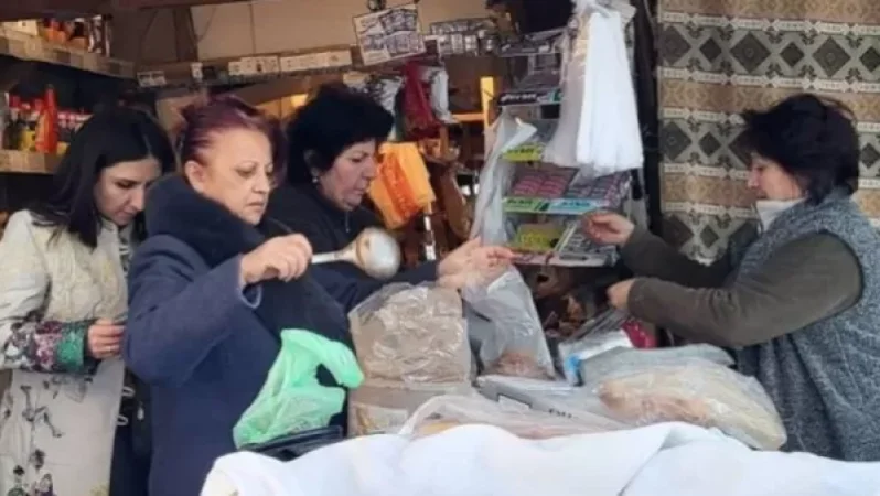 Արցախի խանութներում նկատվում է ձեթի ու հացահատիկի պակաս, շաքարավազ գրեթե չկա. մանրամասներ