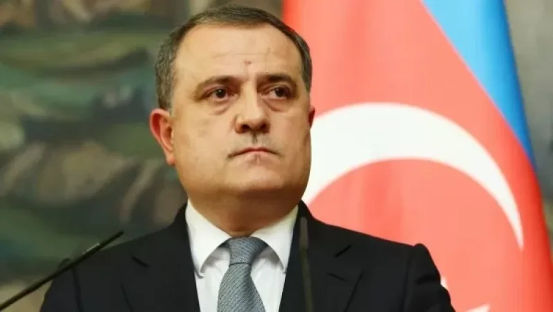 «Ադրբեջանցիները չեն փակել Լաչինի միջանցքը». Բայրամովը` Բորելին