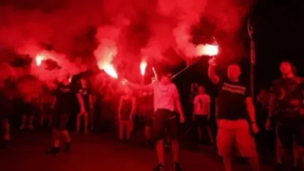 ՏԵՍԱՆՅՈՒԹ. Կիևում ակտիվիստները «դիսկոտեկ» են կազմակերպել Արսեն Ավակովի հրաժարականի առթիվ