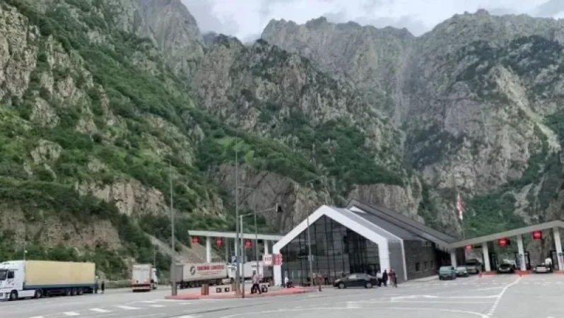 Մեղրիի անցակետում կուտակումներ են առաջացել. ՊԵԿ