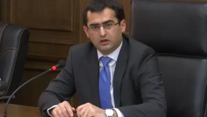 Նախարարությունը հերքում է Արշակյանին՝ Աբու Դաբիում ոչ մի ցուցանմուշ չի եղել, իսկ ռուսներն արդեն 5 ամիս «փորձաքննում են» դրանք․ Հետք