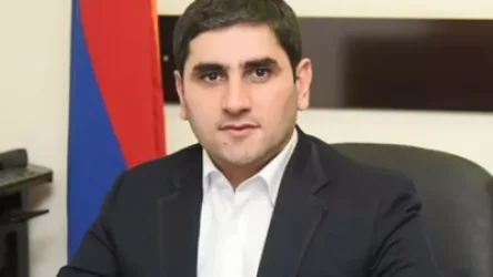 Բրյուսովի ռեկտորի խորհրդականը չի ընդունում իրեն ներկայացված մեղադրանքը