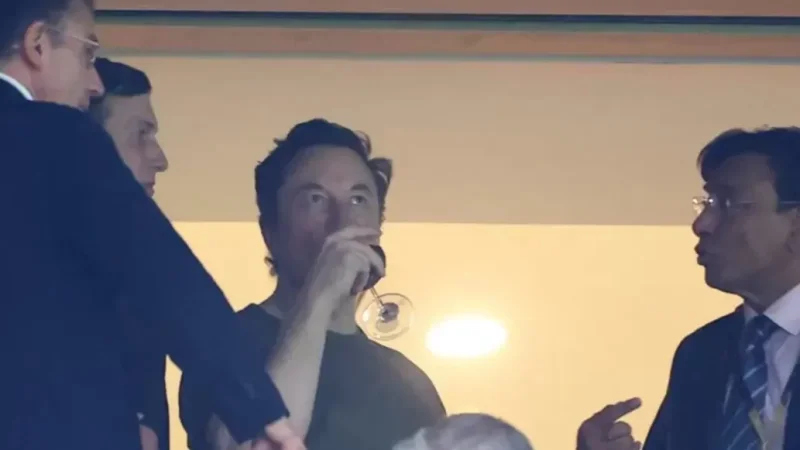 Մասկը փորձել է ՌԴ–ից հրթիռներ գնել և բանակցությունների ընթացքում օղի խմելուց հետո ուշագնաց է եղել