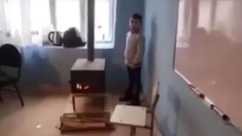 VIDEO: There Are Still No Toilets in Azerbaijani Schools, Azerbaijani Blogger Releases Footage