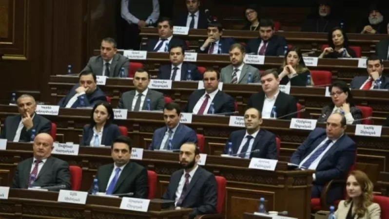 «Իմ քայլը» նորընտիր խմբակցության նիստ է հրավիրել. ինչ են քննարկում