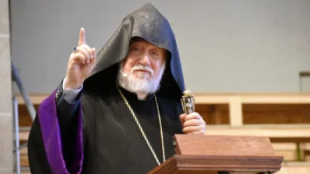 Արամ Ա կաթողիկոսն անդրադարձել է հոգևորականների ձերբակալություններին