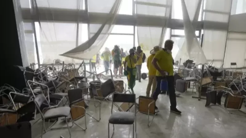 Բրազիլիայում բողոքի ցույցերի ժամանակ տուժել է 14 լրագրող