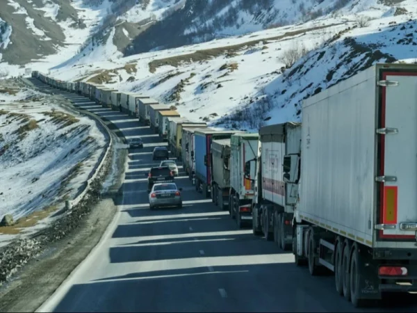 Լարսում հայկական բեռնատարերի կուտակումներ կան. իրավիճակն՝ այս պահին