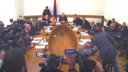 ՏԵՍԱՆՅՈՒԹ. Իրավապահները վաղ առավոտյան ներխուժել են և խուզարկել դաշնակցականների տները, կան բերման ենթարկվածներ․ Գեղամ Մանուկյան