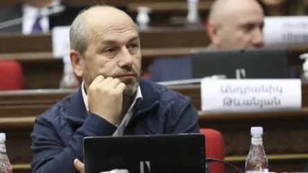 ՏԵՍԱՆՅՈՒԹ. «Կառավարության դիրքորոշումը վիրավորական է». Նազարյանը հայտարարեց, որ լքում է հանձնաժողովը