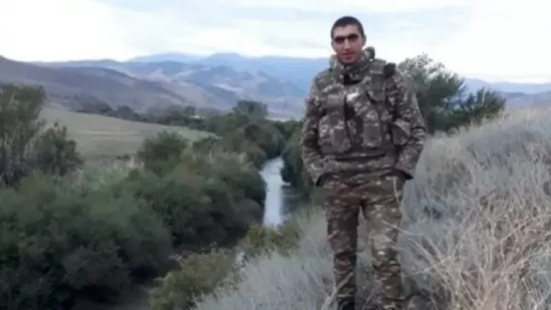 Սամս զանգել, դողացող ձայնով գոռում էր՝ մերս, մի լացի, հերոս որդի ունես, տղադ թուրքից տանկ է բերել. պատմում է հերոսի մայրը. Tert.am