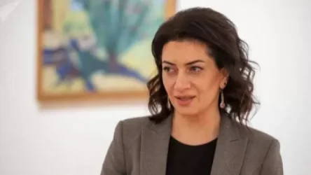 Աննա Հակոբյանը հանդիպում է ունեցել Նիկոլ Փաշինյանի դեմ Մոսկվայում ակցիաներ կազմակերպող անձի հետ և նրան համարում է «լավ բարեկամ».«Իրավունք»