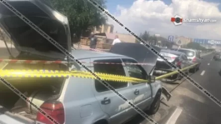 Թբիլիսյան խճուղում 3 ավտոմեքենա է բախվել. կա վիրավոր