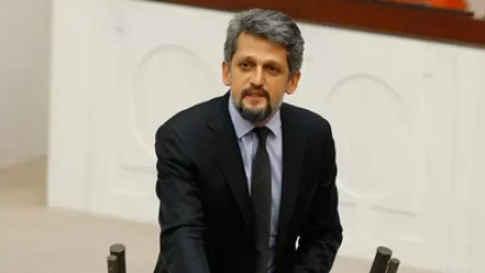 «Ինչու՞ Թուրքիան մատը չի շարժում ԼՂ-ում շրջափակման մեջ գտնվող 120 հազար հայի համար». Փայլանը՝ Չավուշօղլուին