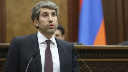 Ռազմական դրության ժամանակ ոչ թե ընդհանուր, այլ որևէ հավելվածի արգելափակում կլինի. Մինասյան