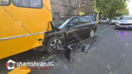 Խոշոր շղթայական ավտովթար Երևանում