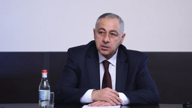 Հրդեհի վայրում հայտնաբերված տարաներում նախնական տեղեկություններով բենզին է․ ՀՀ զինդատախազ