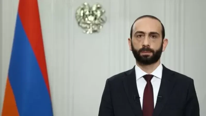 Ադրբեջանը շարունակում է խոչընդոտել գերիների վերադարձը. Արարատ Միրզոյան