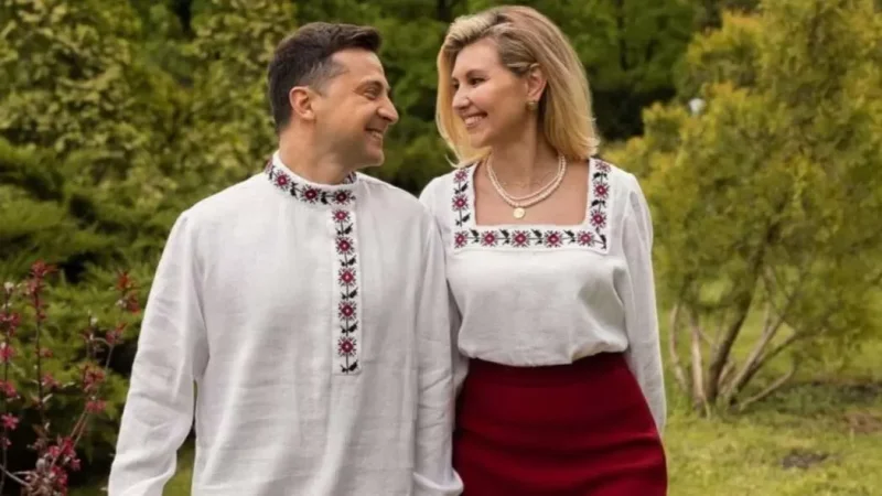 Նա նույնն է, նույն տղան, որին ես հանդիպեցի, երբ տասնյոթ տարեկան էինք․ Ելենա Զելենսկայան շնորհավորել է ամուսնուն