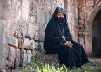 Տաթևի վանահայր Տեր Միքայելը պատասխանել է իր հեռացման վերաբերյալ ասեկոսեներին