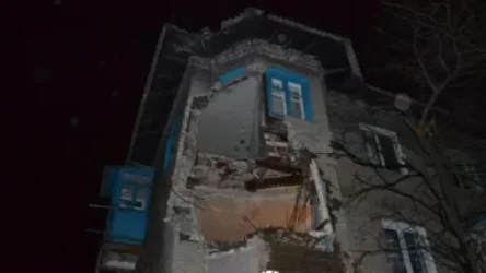 ՏԵՍԱՆՅՈՒԹ. Քիչ առաջ Դոնեցկի կենտրոնի մոտ գտնվող բնակելի շենքի վրա արկ է ընկել