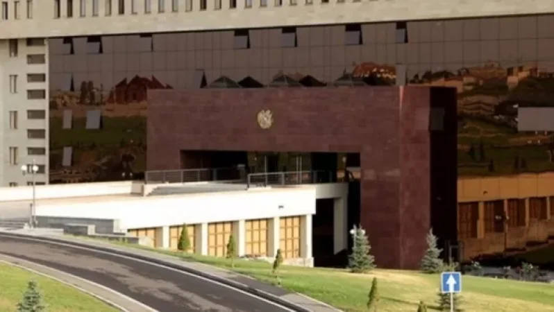 Պաշտոնանկություններ ՊՆ-ում. 168. am