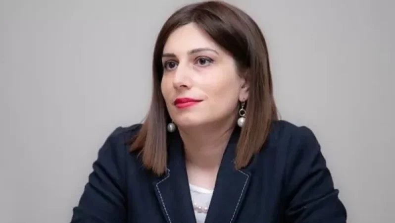 Իմ մարմինը միայն իմ մարմինն է. ԵՊՀ դասախոսը բաց նամակով դիմել է Առողջապահության նախարարին