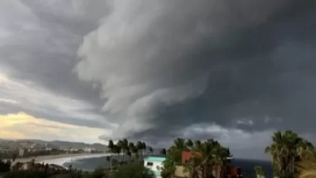 ՏԵՍԱՆՅՈՒԹ․ Մեքսիկայում սպասվում է ուժգին փոթորիկ