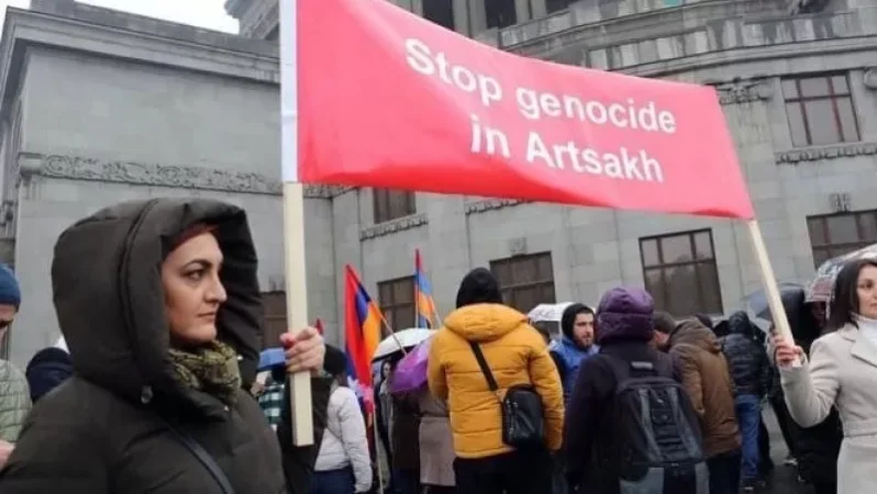 Կանգնեցրեք այս տեռորը. Ակցիա ԵՄ գրասենյակի դիմաց