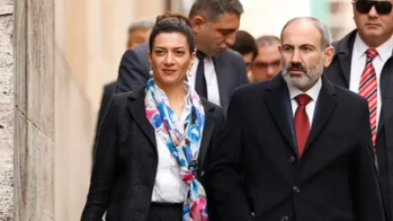 Վարչապետ Նիկոլ Փաշինյանը տիկնոջ՝ Աննա Հակոբյանի հետ մեկնել է Ղազախստան