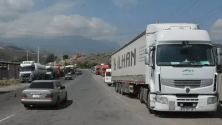 ՀՀ ԱԱԾ–ն առաջարկում է Տաթևով երթևեկել, բայց  հնարավոր չէ, մի քանի մեքենա արդեն վթարի է ենթարկվել․ իրանցի վարորդ