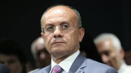 ՏԵՍԱՆՅՈՒԹ. Փայլուն ձևով բերեցիք պատերազմ, դիրքերն էլ փայլեցրիք, տվեցիք թուրքերին ու Ադրբեջանին. Սեյրան Օհանյան