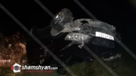 23-ամյա վարորդը, Opel Zafira-ով մի քանի պտույտ գլորվելով, գլխիվայր հայտնվել է ձորում