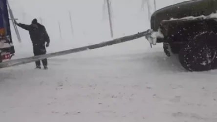 ՏԵՍԱՆՅՈՒԹ. Փրկարարներն արգելափակումից դուրս են բերել 15 ավտոմեքենա  (44 ուղևոր)