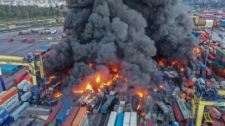 ՏԵՍԱՆՅՈՒԹ․ Թուրքիայի Իսկենդերուն քաղաքում բռնկված խոշոր հրդեհը չեն կարողանում մարել