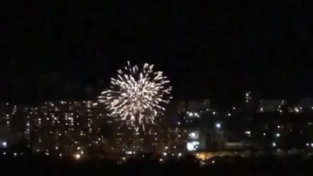 ՏԵՍԱՆՅՈՒԹ․ Քաղաքի մի ծայրում ջահերով սգո երթ է, մյուս ծայրում՝ հրավառություն․ Հրապարակ