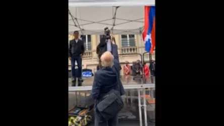 ՏԵՍԱՆՅՈՒԹ․  Փարիզում՝ Ադրբեջանի դեսպանատան դիմաց բողոքի ակցիա է․ պահանջում են ազատ արձակել հայ գերիներին