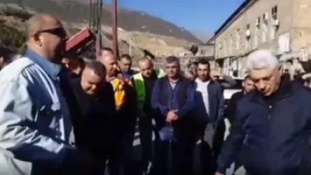 Զանգեզուրի պղնձամոլիբդենային կոմբինատի աշխատակիցները բողոքի ակցիա են անում. որն է պահանջը